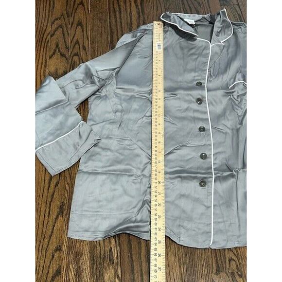 Ettitude Sateen Long Sleeve Pajama PJ Shirt Bamboo Button Front Gray Large NEW - Picture 4 of 10